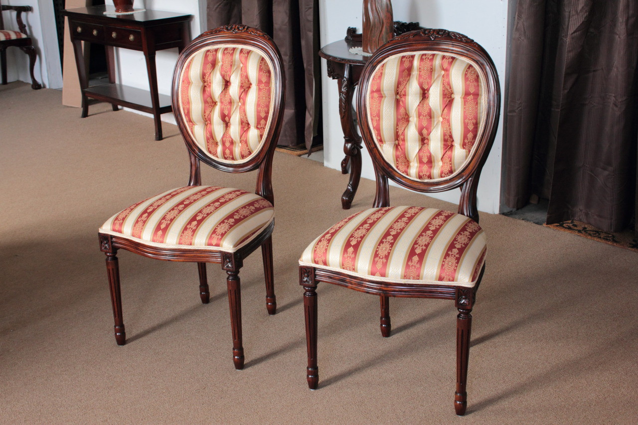oval back dining chairs