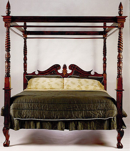Queen Size Chippendale Four Poster Canopy Bed