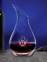 Personalized wine decanter made of crystal with initials or monogram, and the choice of seven engraving styles