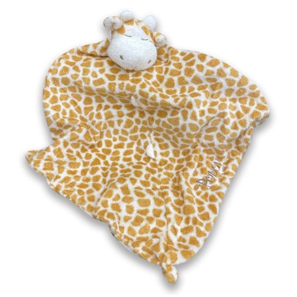 Custom cozy giraffe blanket for newborns and toddlers