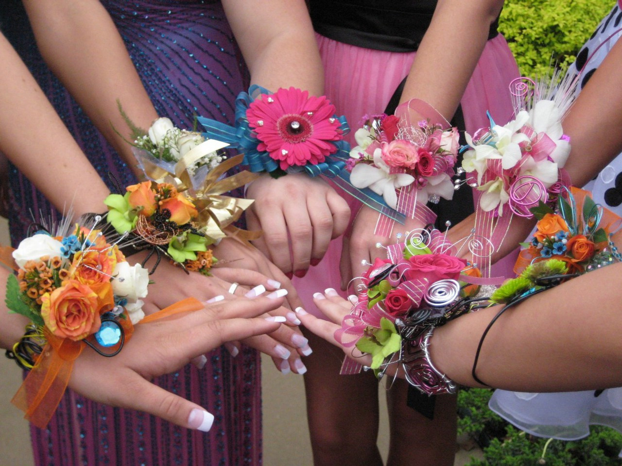 pictures of wrist corsages