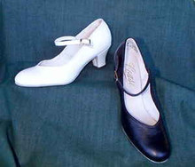 Vicki dance shoe