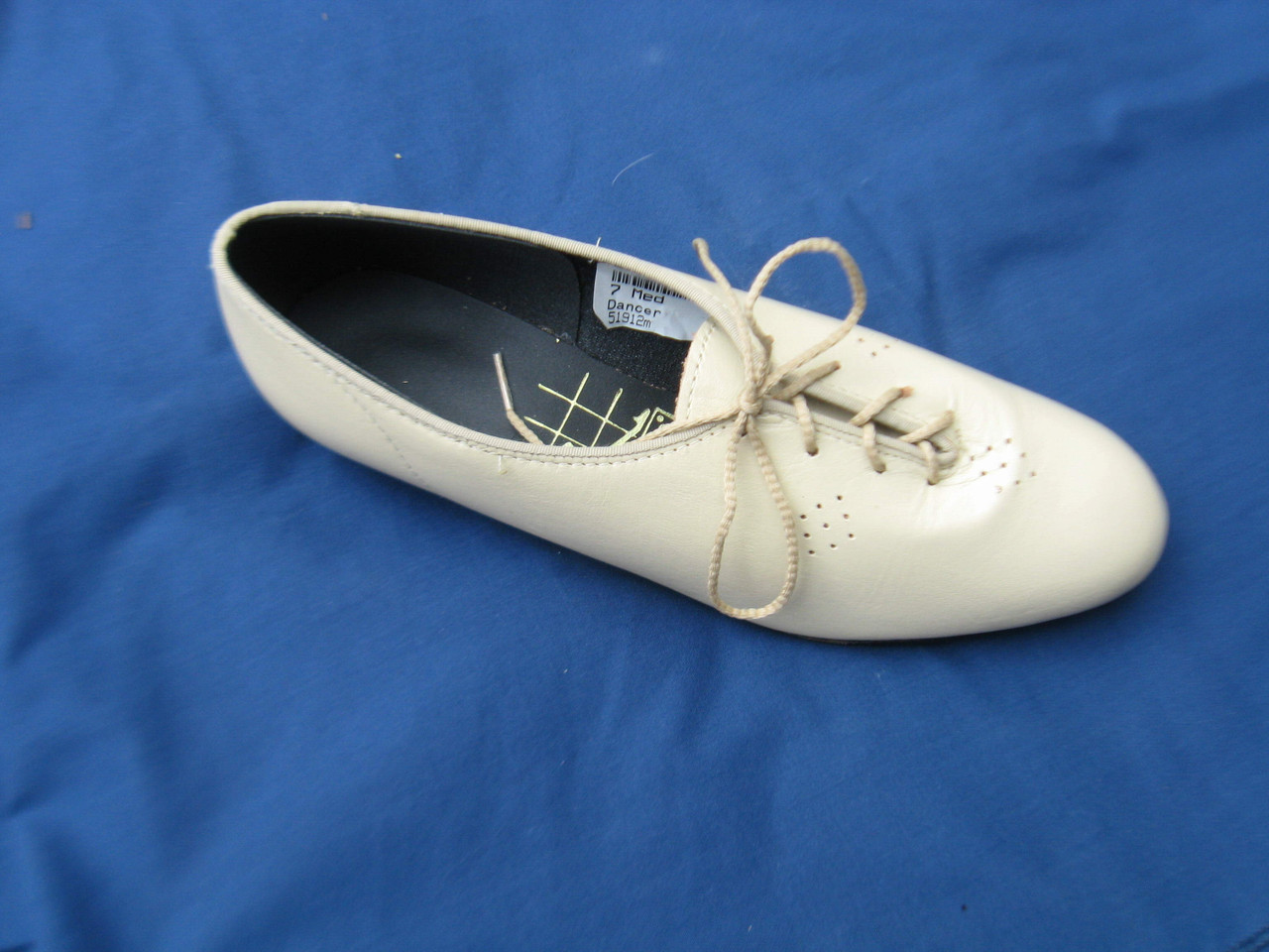 White capezio clearance shoes 80s