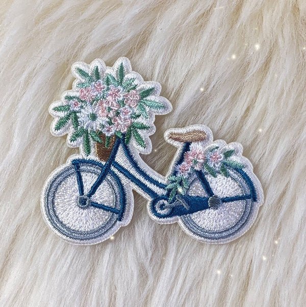 Bicycle_Patch_Cottagecore_Cute_Iron_On_Patch_TR00415-MLT-OS_VSCO_Gift