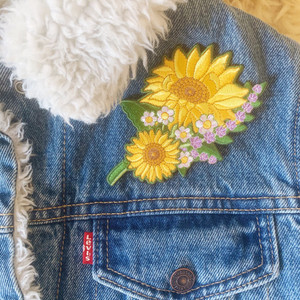 Sunflower Patch - Iron On Embroidered Patches - Mirror Image Set or Individually Sold - VSCO - Boho - Daisy Lavender Flower Floral - Wildflower + Co.
Gorgeous sunflower patches accented with other wildflowers.