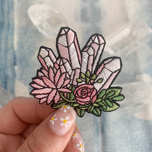 We're seeing crystal visions with these cute crystal iron on patches with floral accents. Wildflower + Co. DIY patches. 

♥ Pink - represents rose quartz with rose+ accents