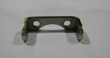 AV136-58 Bracket - Float