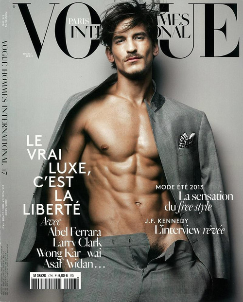 Vogue Hommes International Magazine (France) - 2 iss/yr (To US Only)