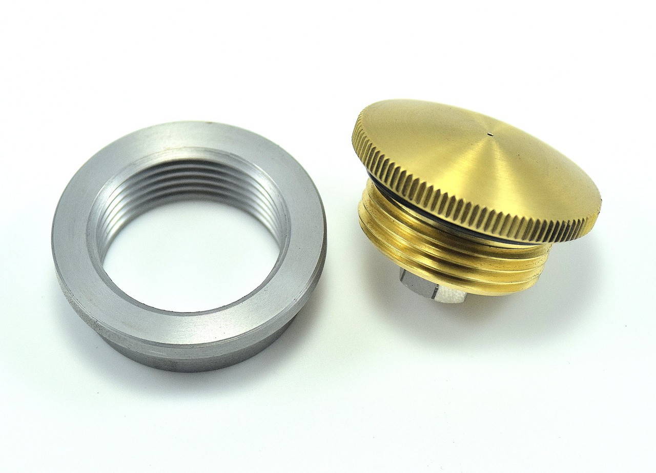 Kostet den ganzen Weg Brass Vented Gas Cap and Steel Bung Kit chopper
