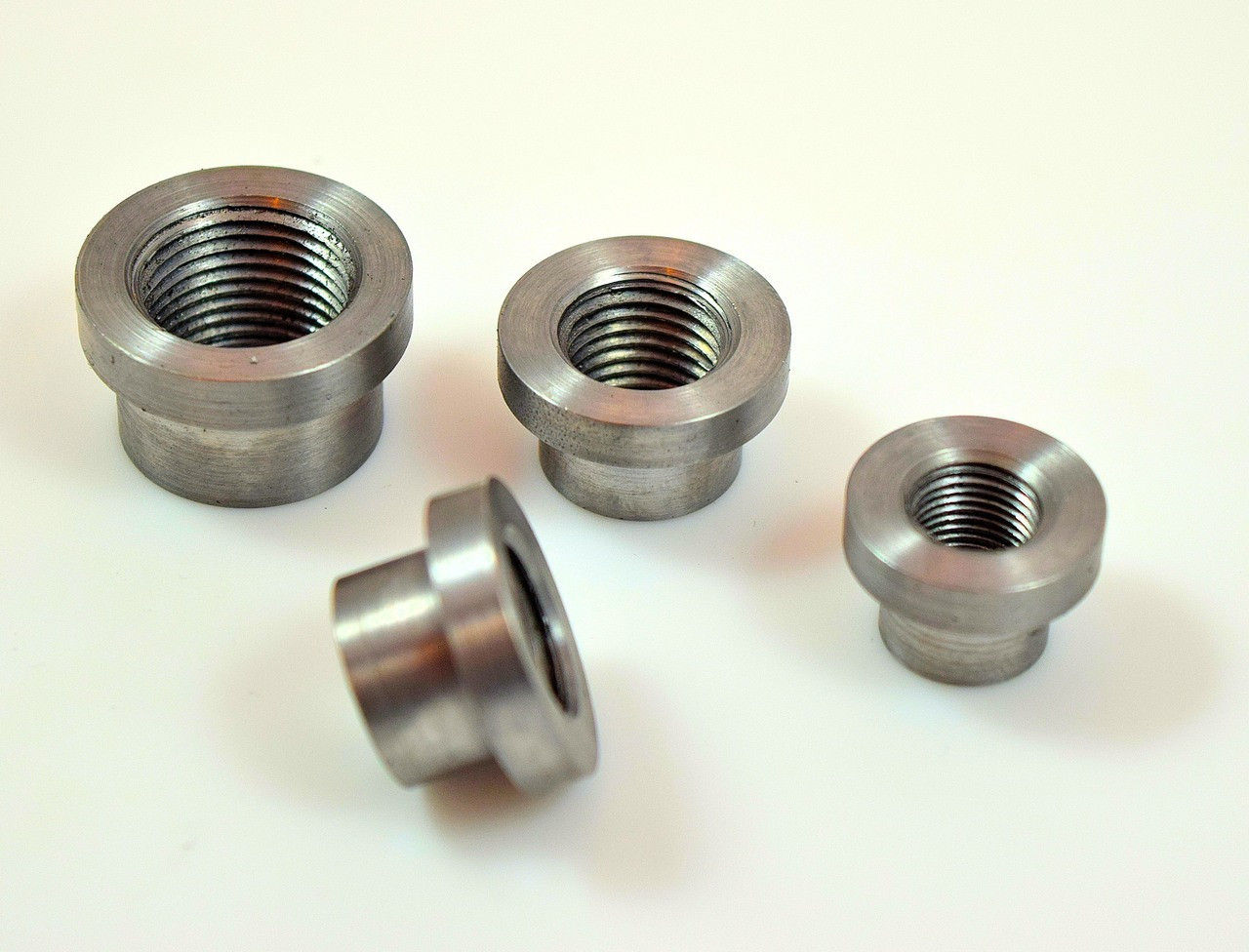 stepped-tophat-npt-weld-in-steel-bungs-1-4-1-8-3-8