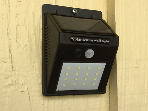 Outdoor Motion Sensor Solar 16-LED Security / Nightlight