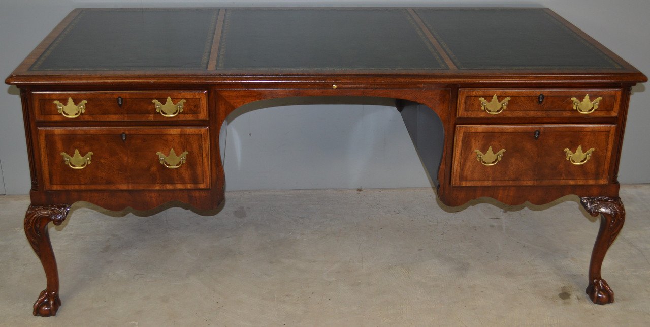 17937 Kittinger Executive Leather Top Desk Maine Antique Furniture