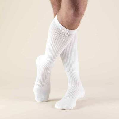 Truform Men Athletics Socks - Mid-Calf 15-20mmHg