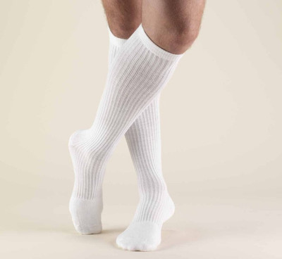 Truform Men Athletics Socks - Knee High 15-20mmHg