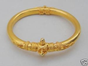 gold bangle screw