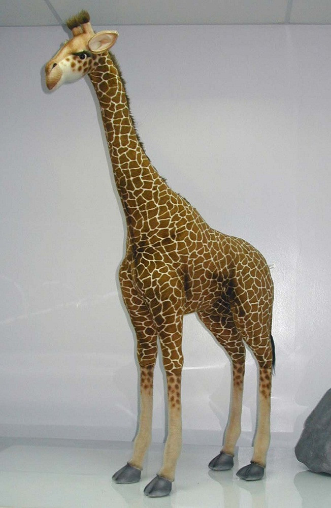 hansa life size giraffe