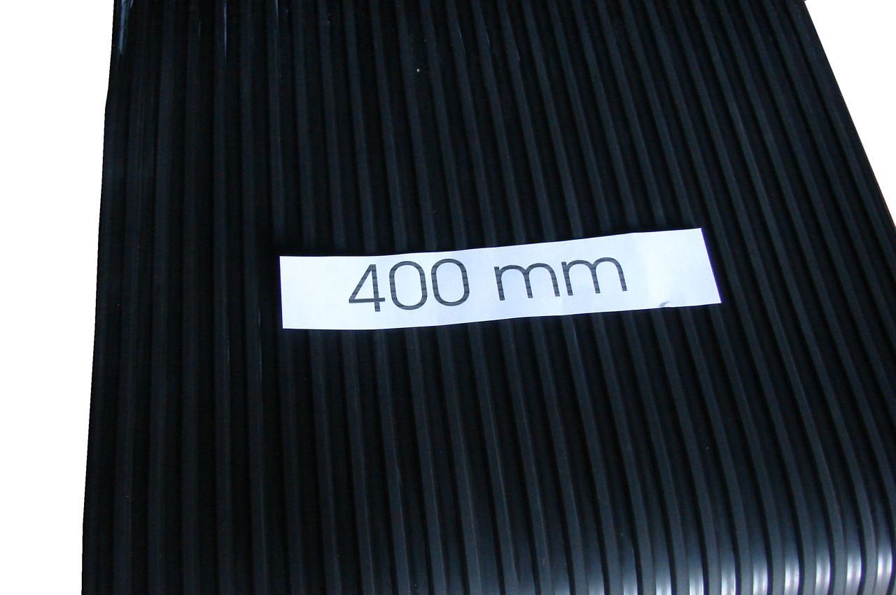 Running board rubber Medium Classic spaced rib 4 mtr. roll Old