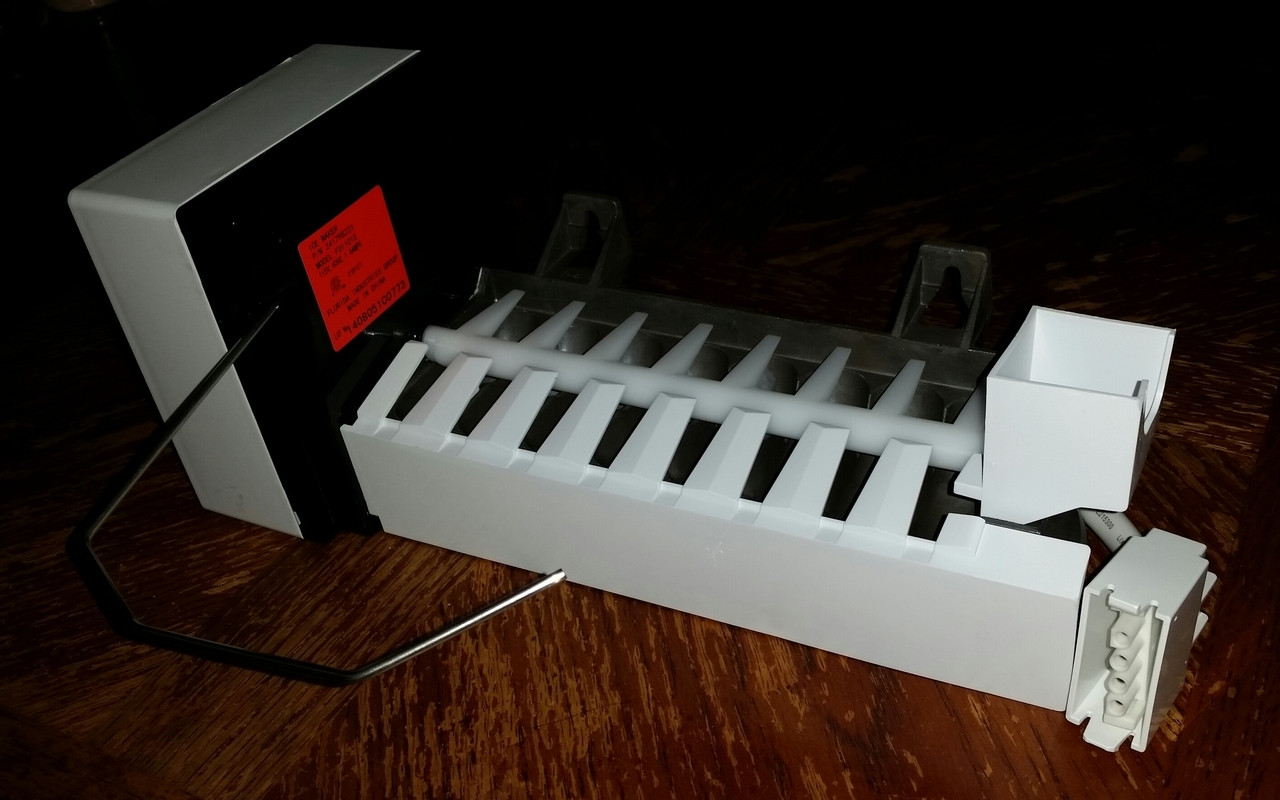 FRIGIDAIRE ICE MAKER 241798211 NEW OEM