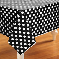 Black and White Dots Plastic Tablecover