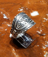 RINGS NAVAJO SILVER OVAL White RNSOW2 SOLD