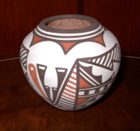 Pottery Zuni Pueblo Carlos Laate