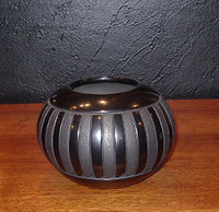 Pottery Santa Clara Linda Tafoya Oyenque PSC37 SOLD