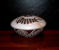 Pottery Hopi Sylvia Naha AKA Featherwoman H36