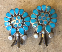 EARRINGS ZUNI TURQUOISE MULTI-INLAY SQUASH BLOSSOM SCREWBACKS Dishta