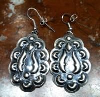 EARRINGS NAVAJO SILVER OVAL DANGLE FRENCH WIRE SOLD