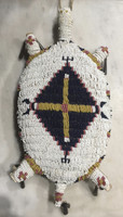 Native American Sioux Style Beaded White Turtle Amulet BD111