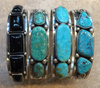 BRACELETS NAVAJO MEN OR WOMENS LARGE TURQUOISE AND ONYX JEANETTE DALE