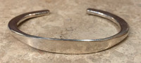 BRACELETS NAVAJO NARROW CUFF STERLING SILVER STAMPED SIGNATURE W_8 
