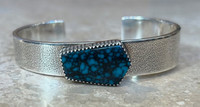 BRACELETS NAVAJO CONTEMPORARY ASYMMETRICAL SHAPED SINGLE STONE TURQUOISE TAPERED STERLING SILVER JASON BEGAY 6 3/4"