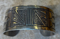 BRACELET NAVAJO STYLE HOPI STAMP WORK WIDE CUFF SMALL SIZE WALLIE SEKAYWMPTEWA 6 1/2