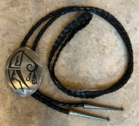 BOLO TIE HOPI OVAL BIRD MOTIF LEONARD SHUPLA