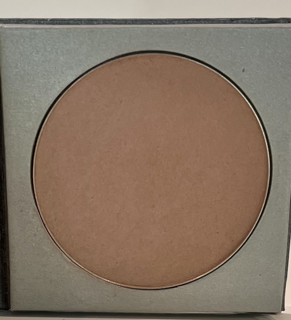 naturally-suntan-compact.jpg