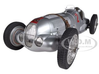 Mercedes W125 #2 Hermann Lang 1937 GP Donington Limited to 1000pc Worldwide 1/18 Diecast Model Car CMC 114