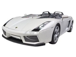 Lamborghini Concept S Pearl White 1/18 Diecast Car Model Motormax 79156