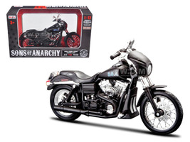 Sons of Anarchy Alex "Tig" Trager's 2006 Harley Davidson FXDBI Dyan Street Bob Bike Motorcycle Model 1/12 Maisto 32343