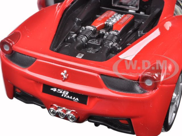 Ferrari 458 Italia Red 1/24 Diecast Model Car Bburago 26003