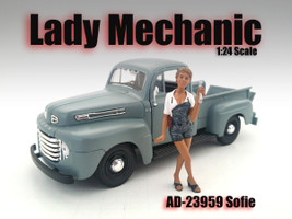 Lady Mechanic Sofie Figure For 1:24 Scale Models American Diorama 23959