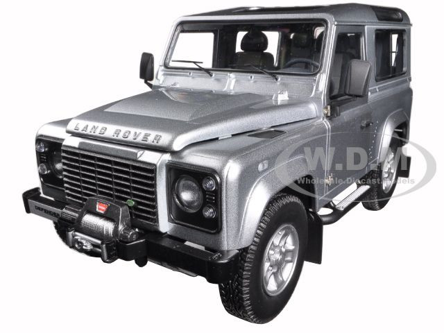land rover defender diecast 1 18