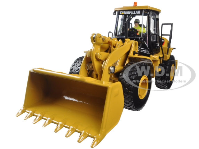 CAT Caterpillar 950H Wheel Loader with Operator 1/50 Diecast Model Diecast  Masters 85196 C