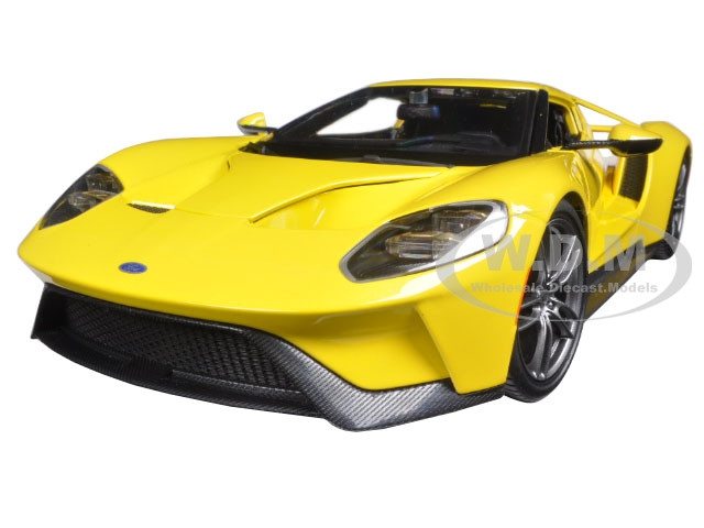 2017 Ford GT Yellow 1/18 Diecast Model Car Maisto 31384