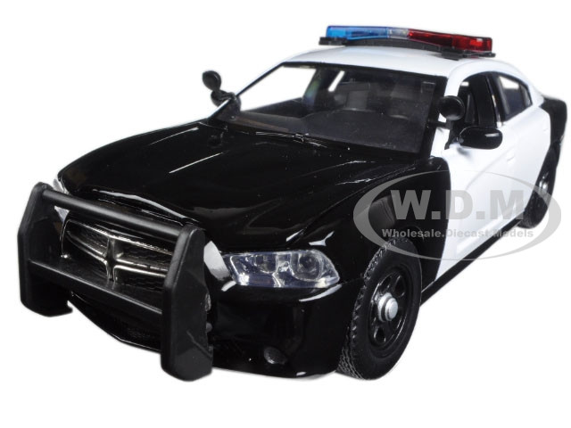 2011 Dodge Charger Pursuit Police Car Black and White with Flashing Light Bar, Front and Rear Lights and 2 Sounds 1/24 Diecast Model Car Motormax 79533