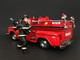 Firefighter with Axe Figurine Figure For 1:18 Models American Diorama 77461