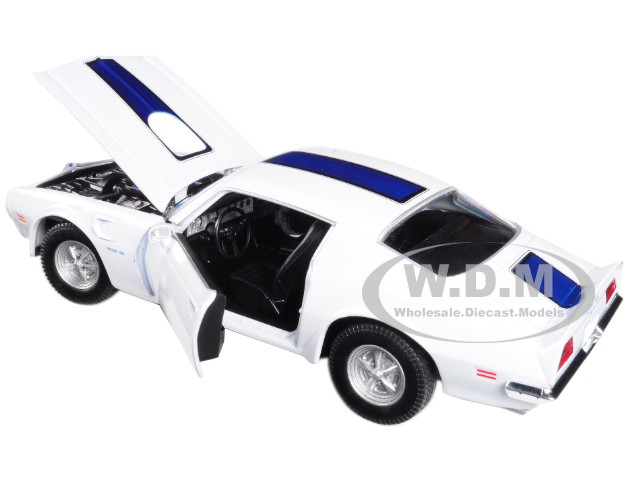 1972 Pontiac Firebird Trans Am White 1/24 Diecast Model Car
