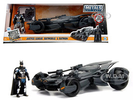 2017 Justice League Batmobile with diecast Batman Figure 1/24 Diecast Model Car Jada 99232
