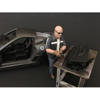 Chop Shop Mr. Fabricator Figure for 1:18 Scale Models American Diorama 38160