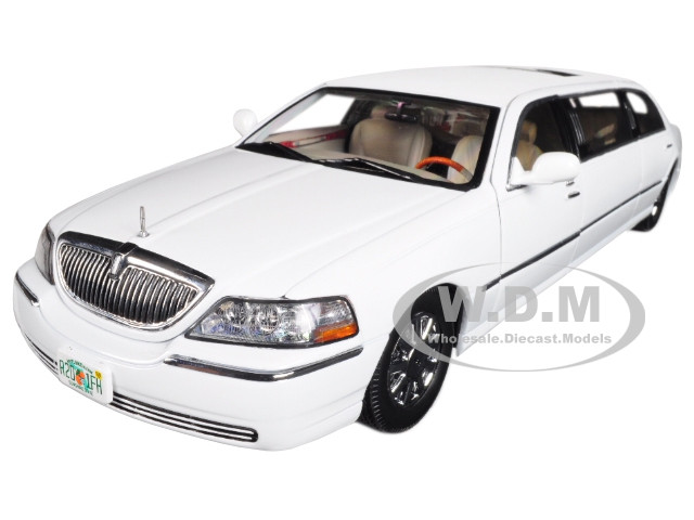 lincoln town car toy model